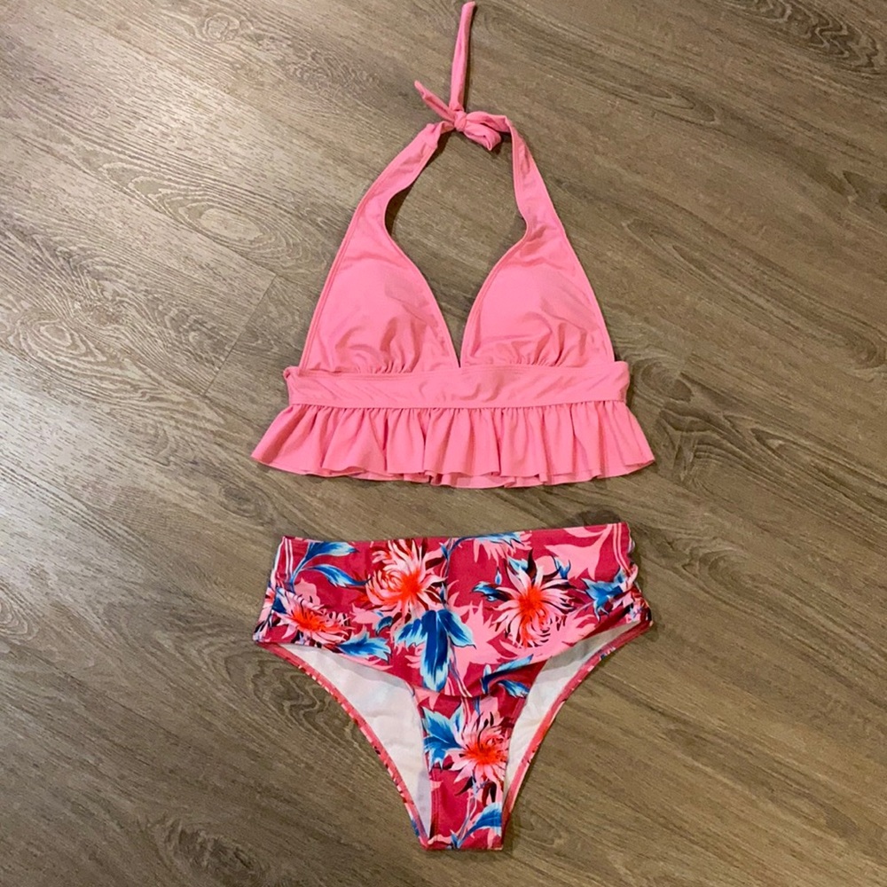 Shein Two Piece Swim, size women’s large